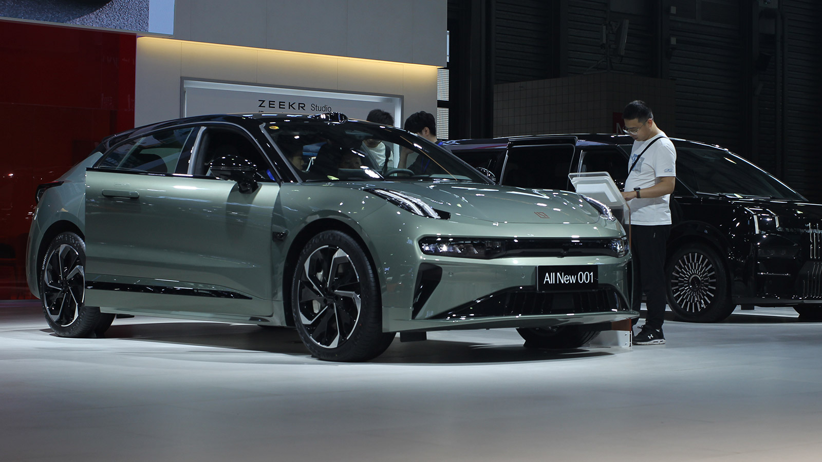 Geely Auto Announces Top Management Reshuffle in Push for One Geely Strategy