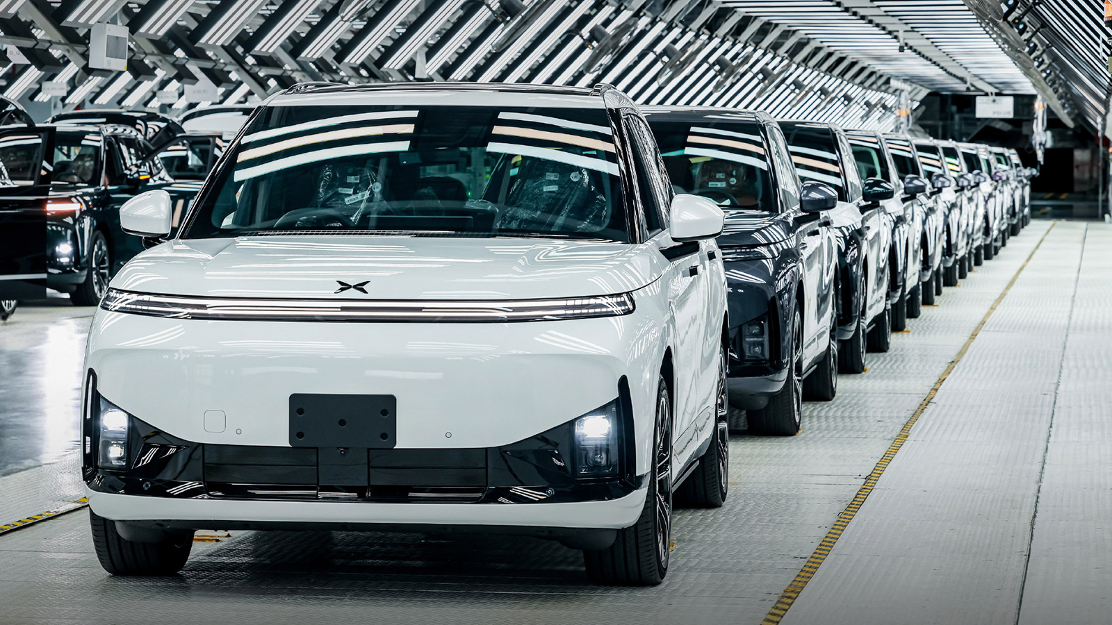 Xpeng's First RHD G9L SUVs Roll Off Line, Bound for 64 Markets