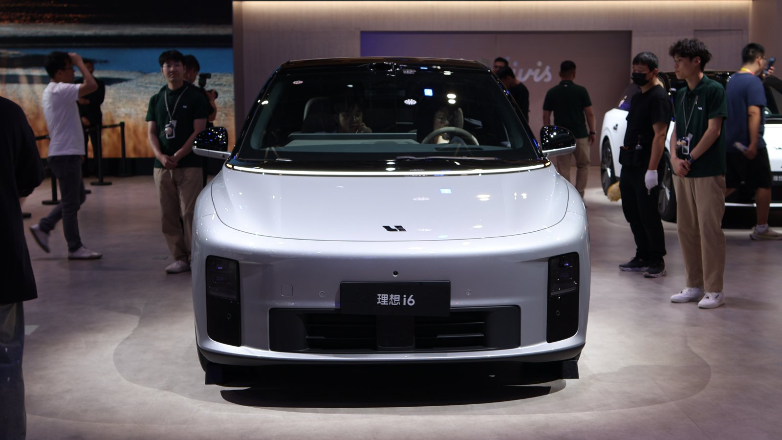 Li Auto Shifts 2026 i6 Launch to Late October, November Deliveries Intact